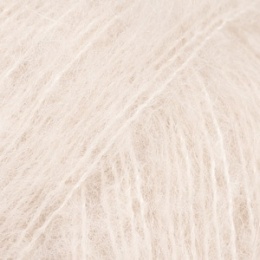 Włóczka DROPS Brushed Alpaca Silk 40 marcepan - 77% alpaca, 23% jedwab
